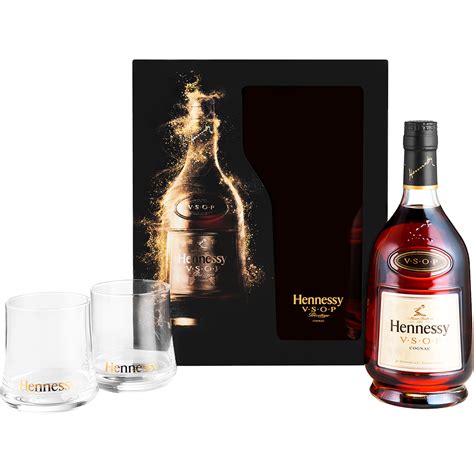 hennessy gift set with glasses
